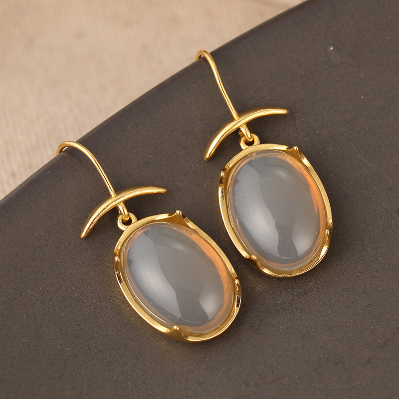 Golden Dangle Earrings with Grey Cat'S Eye Pendant